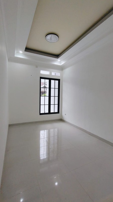 Rumah baru siap huni di Griya Loka BSD