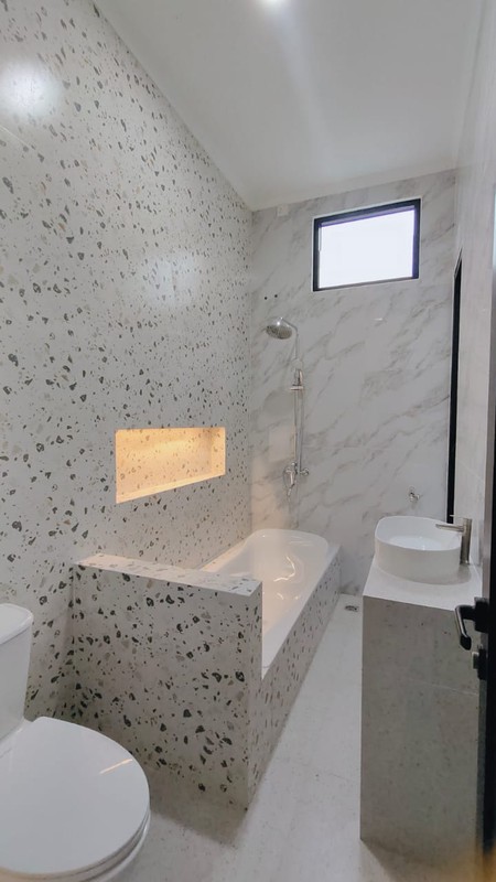 Rumah baru siap huni di Griya Loka BSD