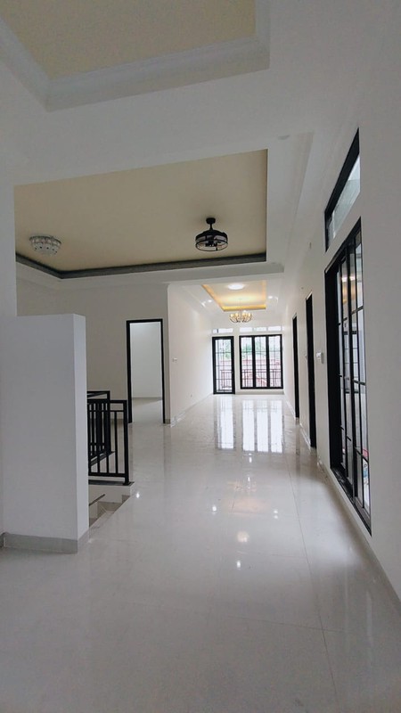 Rumah baru siap huni di Griya Loka BSD