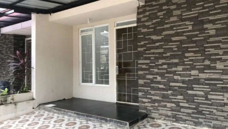 RUMAH CANTIK DI METLAND TRANSYOGI CIBUBUR HARGA NEGO