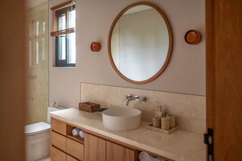 Leasehold - Luxurious Modern Tropical Family Villa in Babakan, Canggu, Bali