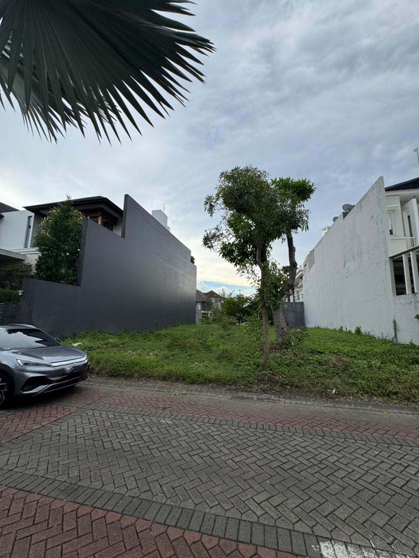 Dijual Tanah Citraland Surabaya Cluster Raffles Garden, Citraland, Surabaya Barat Lokasi premium dekat patung Merlion; 2 menit dari G-Walk; dekat gate; ROW jalan kembar; bebas banjir