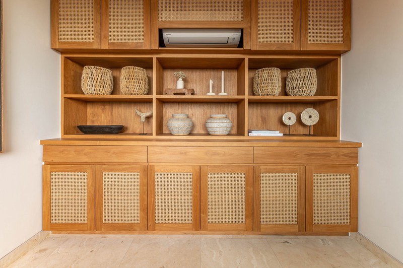  Leasehold - Luxurious Modern Tropical Family Villa in Babakan, Canggu, Bali