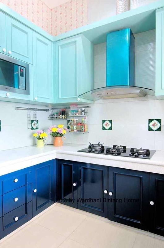 Rumah Semi Furnished Cantik Siap Huni ada Kolam Renang Privat SHM KT 4+1 KM 3+1