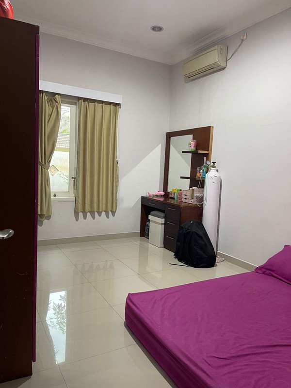 Rumah Bagus Siap Huni di Mampang Prapatan Jakarta Selatan LT 447 LB 390 SHM.