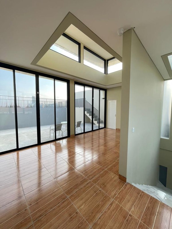 RUMAH MODERN TROPIS MINIMALIS - PULOMAS, JAKARTA TIMUR