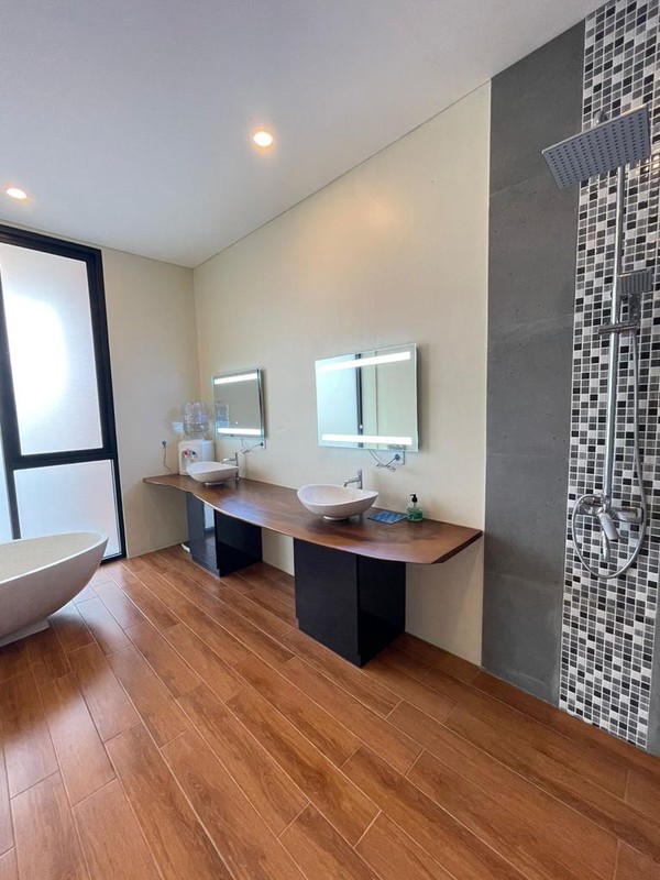 RUMAH MODERN TROPIS MINIMALIS - PULOMAS, JAKARTA TIMUR