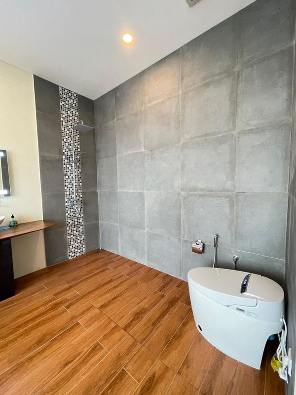 RUMAH MODERN TROPIS MINIMALIS - PULOMAS, JAKARTA TIMUR