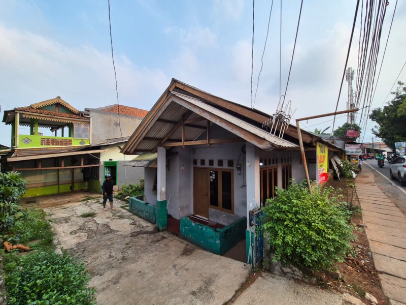 DIJUAL CEPAT TANAH DENGAN 2 BANGUNAN Jl. Srengseng Sawah