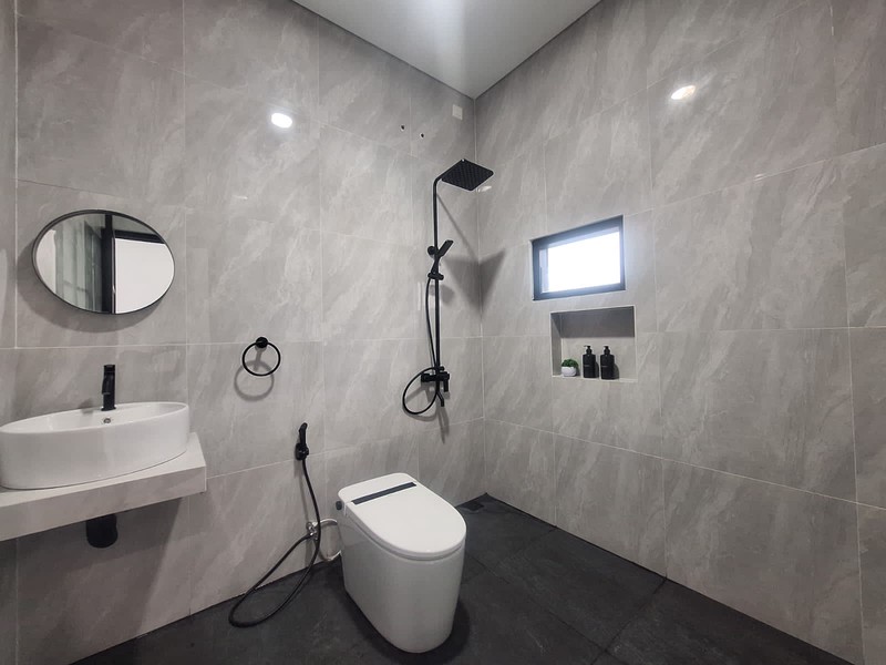 BRAND NEW PREMIUM!! Rumah Cantik Semi Furnished 2 Lantai Siap Huni dan Hunian Nyaman @Graha Raya