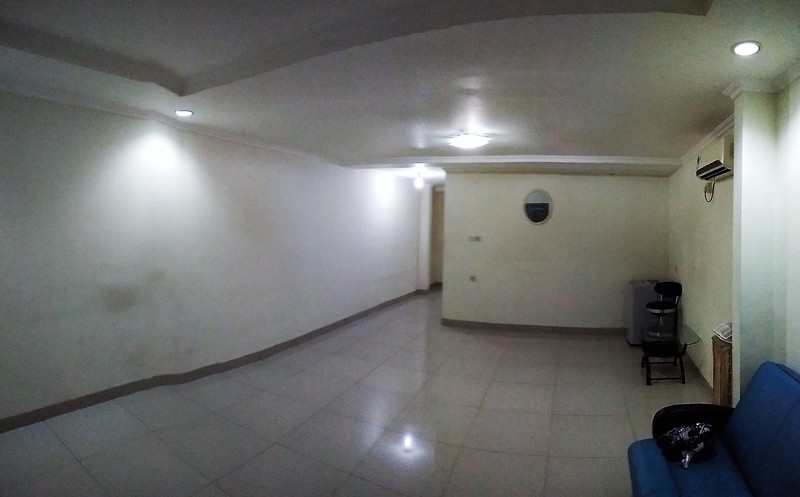 Rumah 2 lantai di jalan utama komplek Taman Nyiur, Sunter Agung