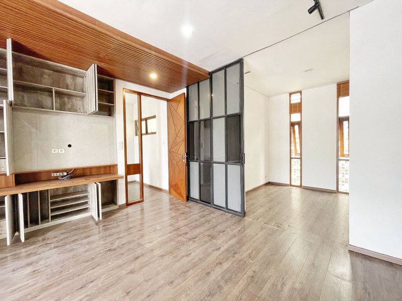 Rumah Bagus Siap Huni di Discovery Fiore Bintaro Jaya Sektor 9