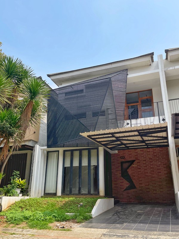 Rumah Bagus Siap Huni di Discovery Fiore Bintaro Jaya Sektor 9