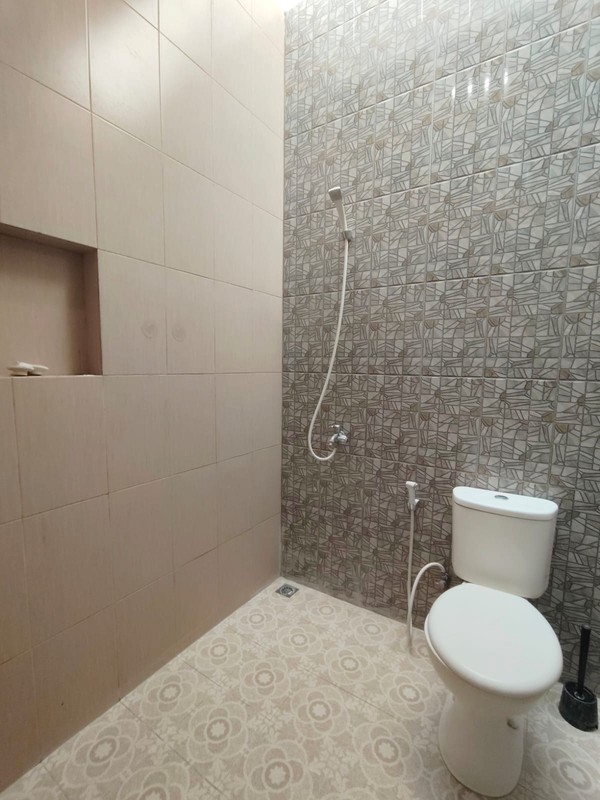 Rumah Bagus 2Lantai, Diarea Komplek Villa Gunung Lestari jombang Bintaro