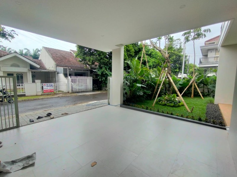 BRAND NEW HOUSE at KENCANALOKA BSD 