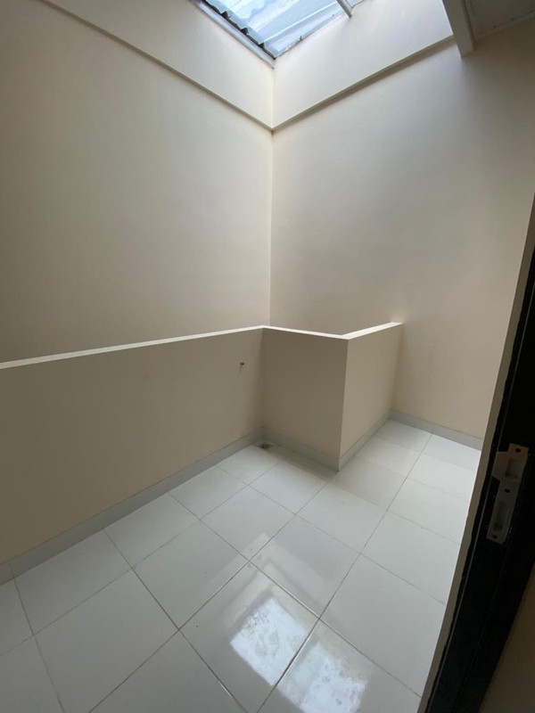 Ruko Brand New 2 Lantai - Dekat Tol Cimanggis, Lokasi Super Strategis