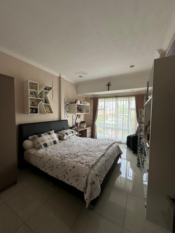 Rumah 3 Lantai di Pasar Minggu Jakarta Barat SHM Siap Huni KT 4 KM 4 Surat SHM