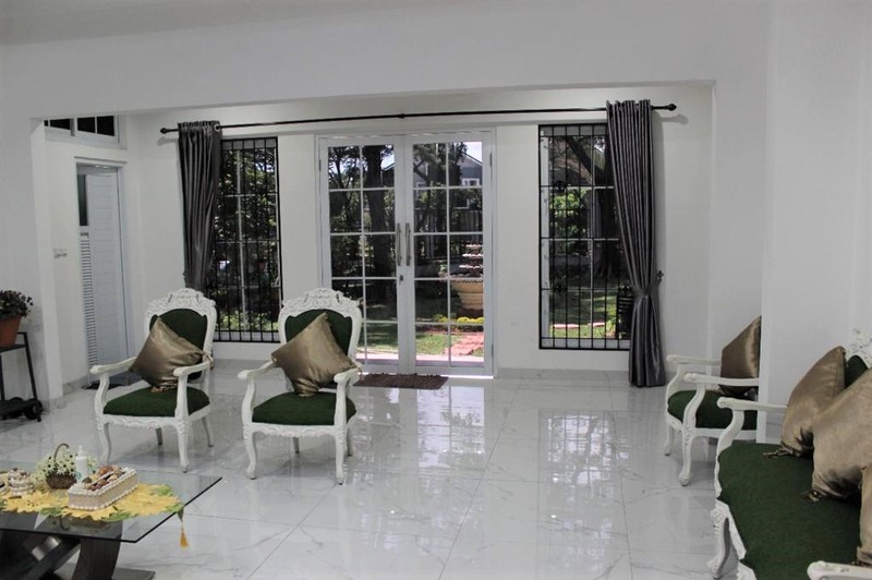 Dijual Rumah Mewah Lokasi Exclusive di Kebayoran Residence Bintaro