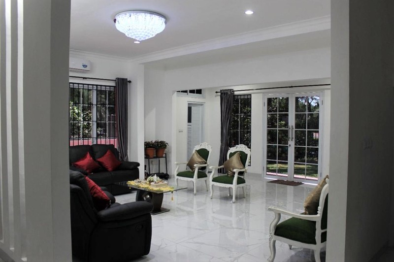 Dijual Rumah Mewah Lokasi Exclusive di Kebayoran Residence Bintaro