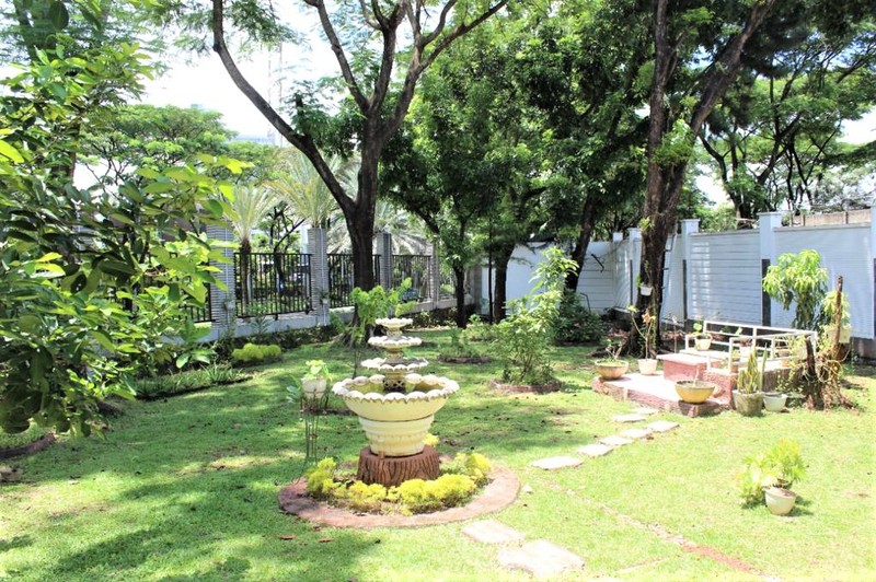 Dijual Rumah Mewah Lokasi Exclusive di Kebayoran Residence Bintaro