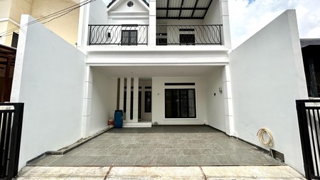 Rumah Tingkat Bangunan Baru di Tebet Barat Jakarta Selatan