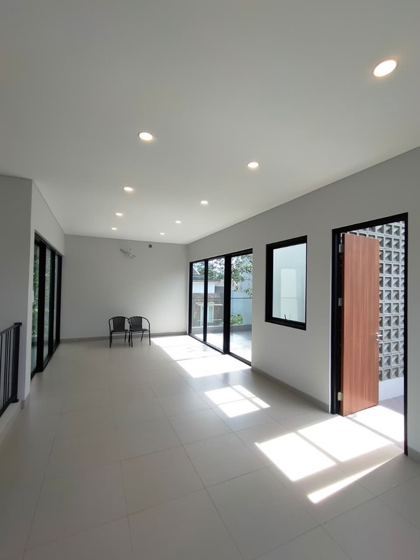 Rumah BRAND NEW di THE GREEN BSD City, Dekat Tol dan Stasiun