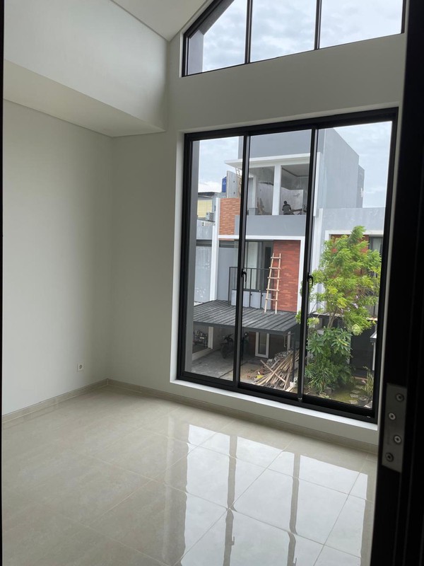 Rumah Brand New, Minimalis, 2 Lantai, Dalam Cluster kemanan 24 Jam di Bintaro