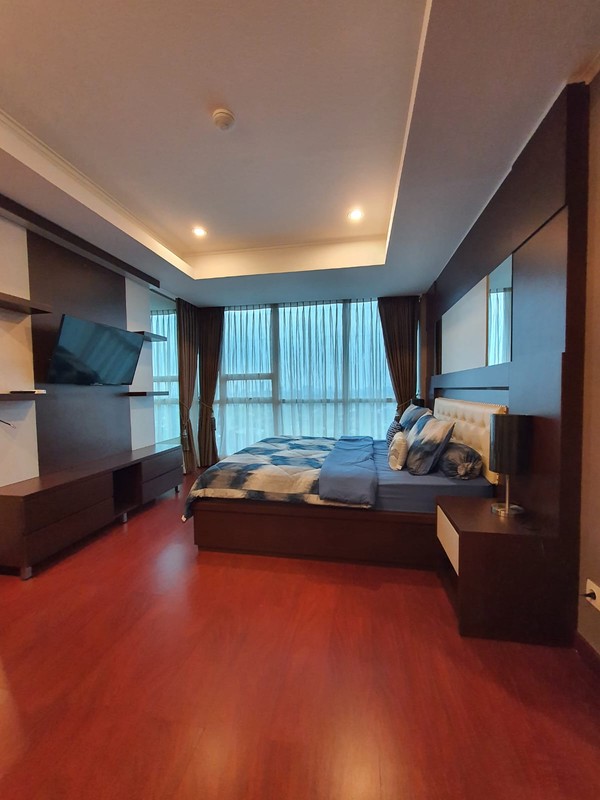 Apartemen Mewah Full Furnish Dengan 160 Meter Persegi Di Kemang Village, Jakarta Selatan