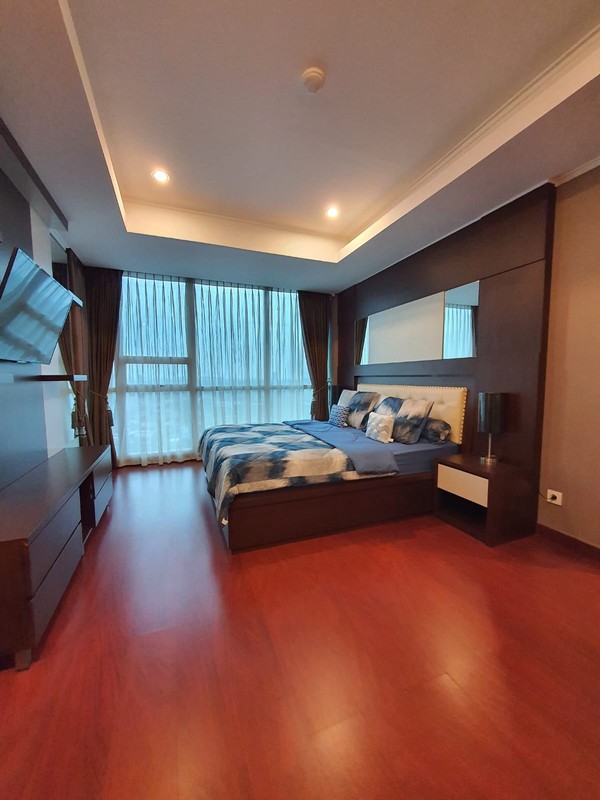 Apartemen Mewah Full Furnish Dengan 160 Meter Persegi Di Kemang Village, Jakarta Selatan