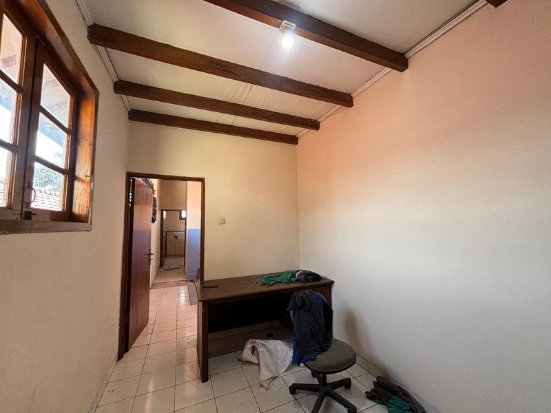 Rumah Terenovasi dalam Komplek Kalibata Indah Jakarta Selatan