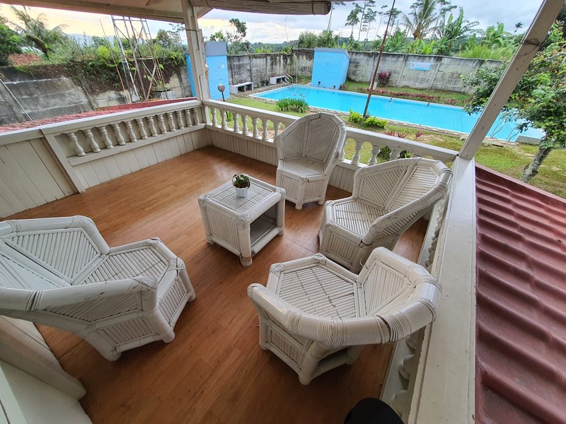 Vila di Cisaat Sukabumi, View Gunung Gede Pangrango dekat Bogor  