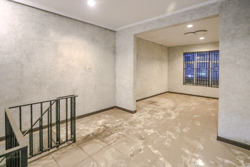 Rumah & Ruko Strategis daerah Andara Cilandak dekat Pondok Indah