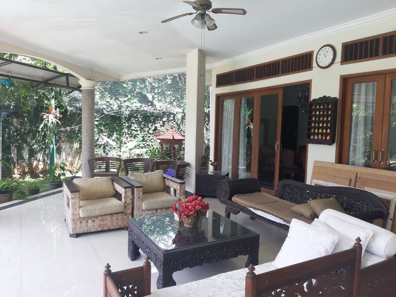 Rumah Mewah Dalam Perum Jati Indah Di Cinere Depok, Dengan Private Pool & Golf View