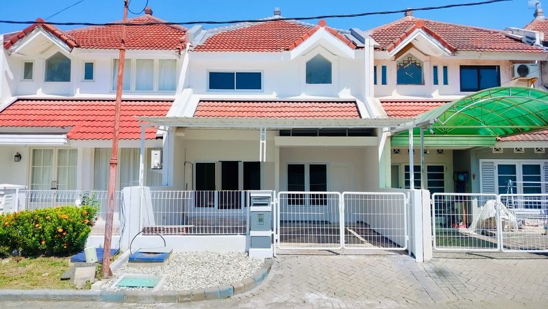 Rumah dijual disewakan Perumahan Pantai Mentari Kenjeran Surabaya Utara 