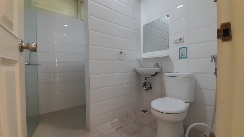 Rumah Luas 1770 m2 di Menteng Dalam Tebet Jaksel