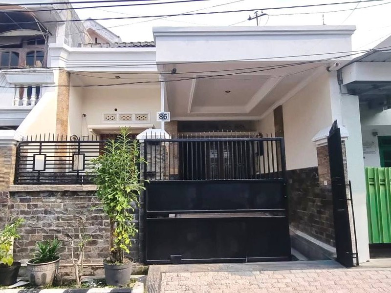 Sewa Rumah Murah Strategis Surabaya Barat Darmo Permai Selatan Dekat Apartement