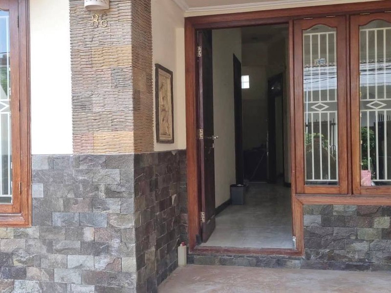 Sewa Rumah Murah Strategis Surabaya Barat Darmo Permai Selatan Dekat Apartement