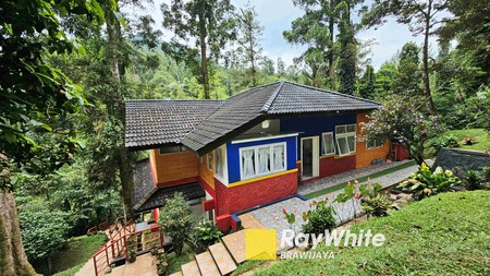 Private Vila di Mega Indah Villa Estate, Mega Mendung, Puncak, Bogor, siap huni