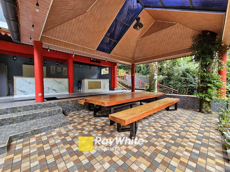 Private Vila di Mega Indah Villa Estate, Mega Mendung, Puncak, Bogor, siap huni