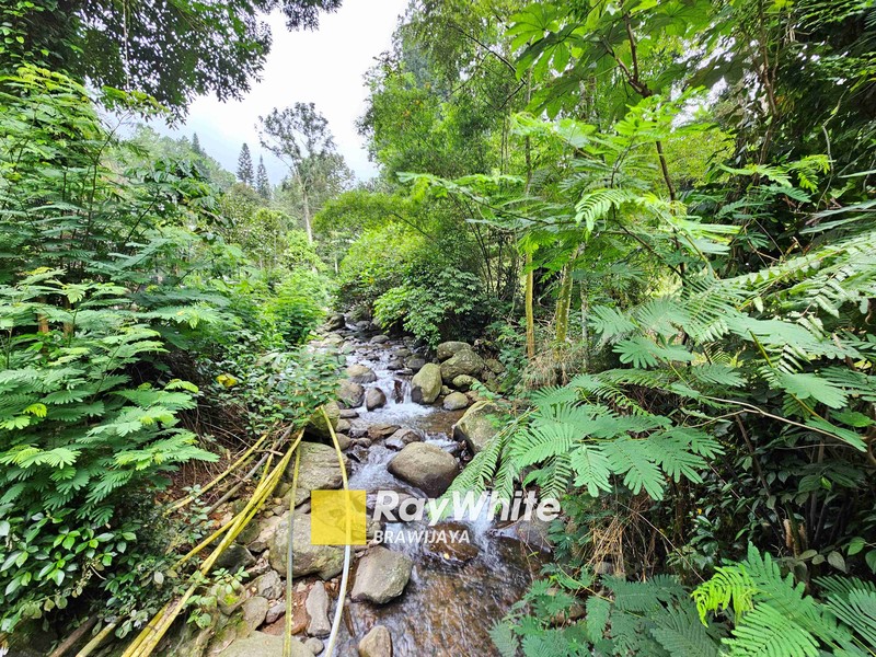 Private Vila di Mega Indah Villa Estate, Mega Mendung, Puncak, Bogor, siap huni