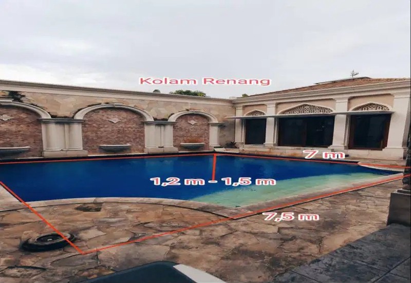 Rumah Mewah Asri Lokasi Strategis di Patra Kuningan, Jakarta Selatan