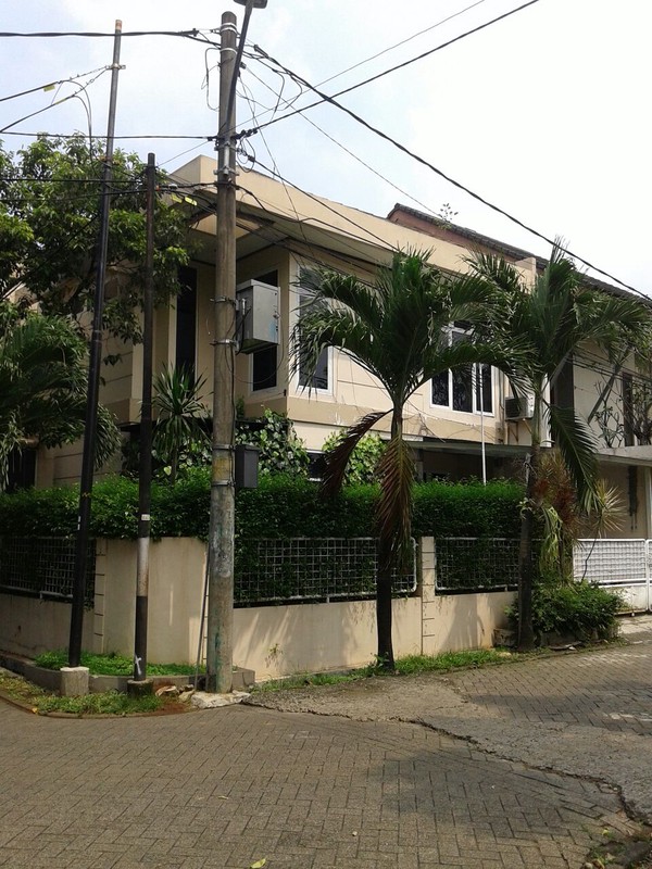 Rumah Terawat & Siap Huni di Bintaro Jaya Sektor 4