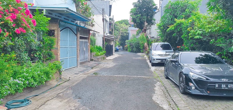 Rumah  siap Huni Pisok Bintaro Jaya Sektor V 