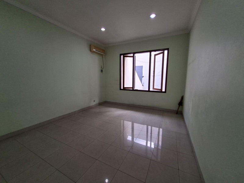 Rumah Kelapa Cengkir Barat, Kelapa Gading Luas 10x20m2