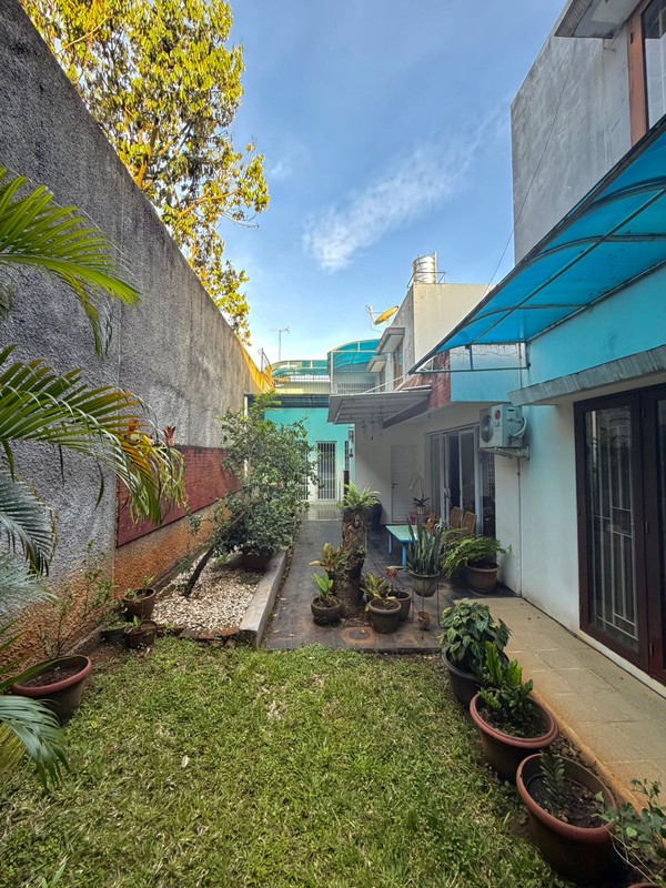 Rumah Mewah 2 Lantai Siap Huni dengan Hunian Asri @Bintaro Sektor 9