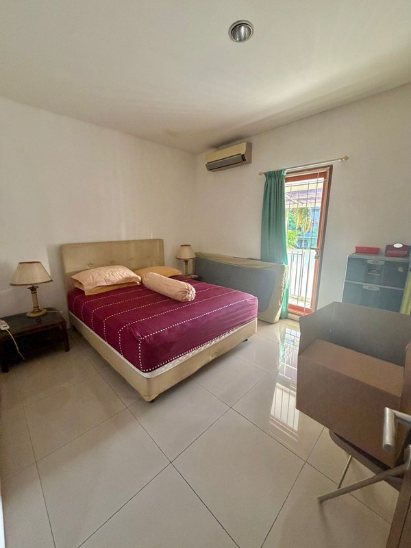 Rumah Mewah 2 Lantai Siap Huni dengan Hunian Asri @Bintaro Sektor 9