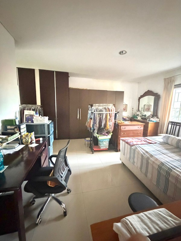 Rumah Mewah 2 Lantai Siap Huni dengan Hunian Asri @Bintaro Sektor 9