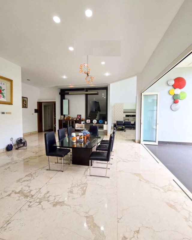 Rumah Lux 2Lantai Diarea Telaga Golf, Near Pusat Bisnis BSD .