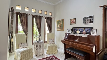 Rumah lokasi nyaman dan tenang di Kebayoran Baru