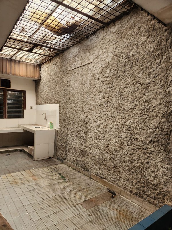 Dijual Rumah Lama  di jl. Petojo Selatan, Jakarta Pusat, Di Bawah Harga NJOP